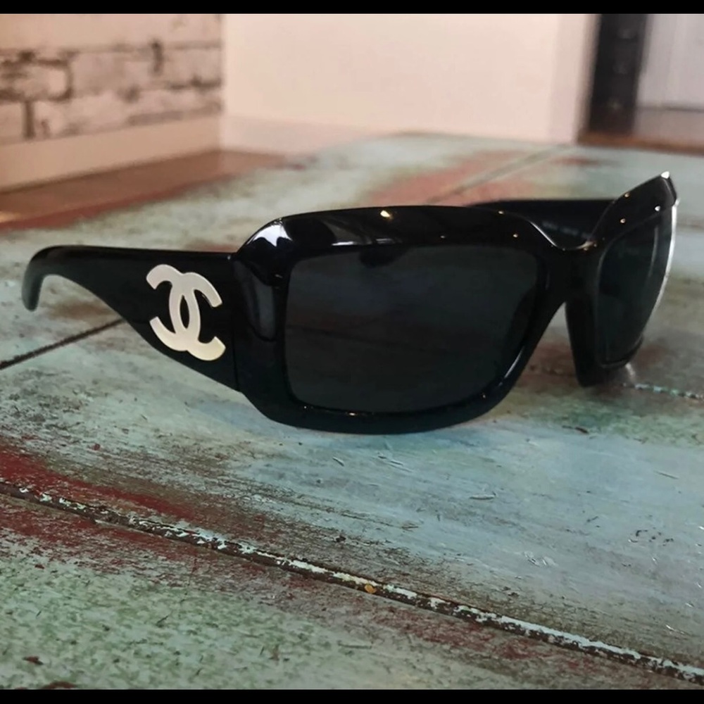 Chanel mother of pearl black sunglasses